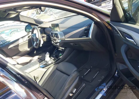 2021 BMW X3 xDrive30I z USA, uszkodzony, nr VIN 5UXTY5C06M9H69989